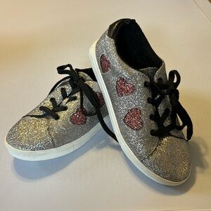 La Sheelah glitter shoes with heart design